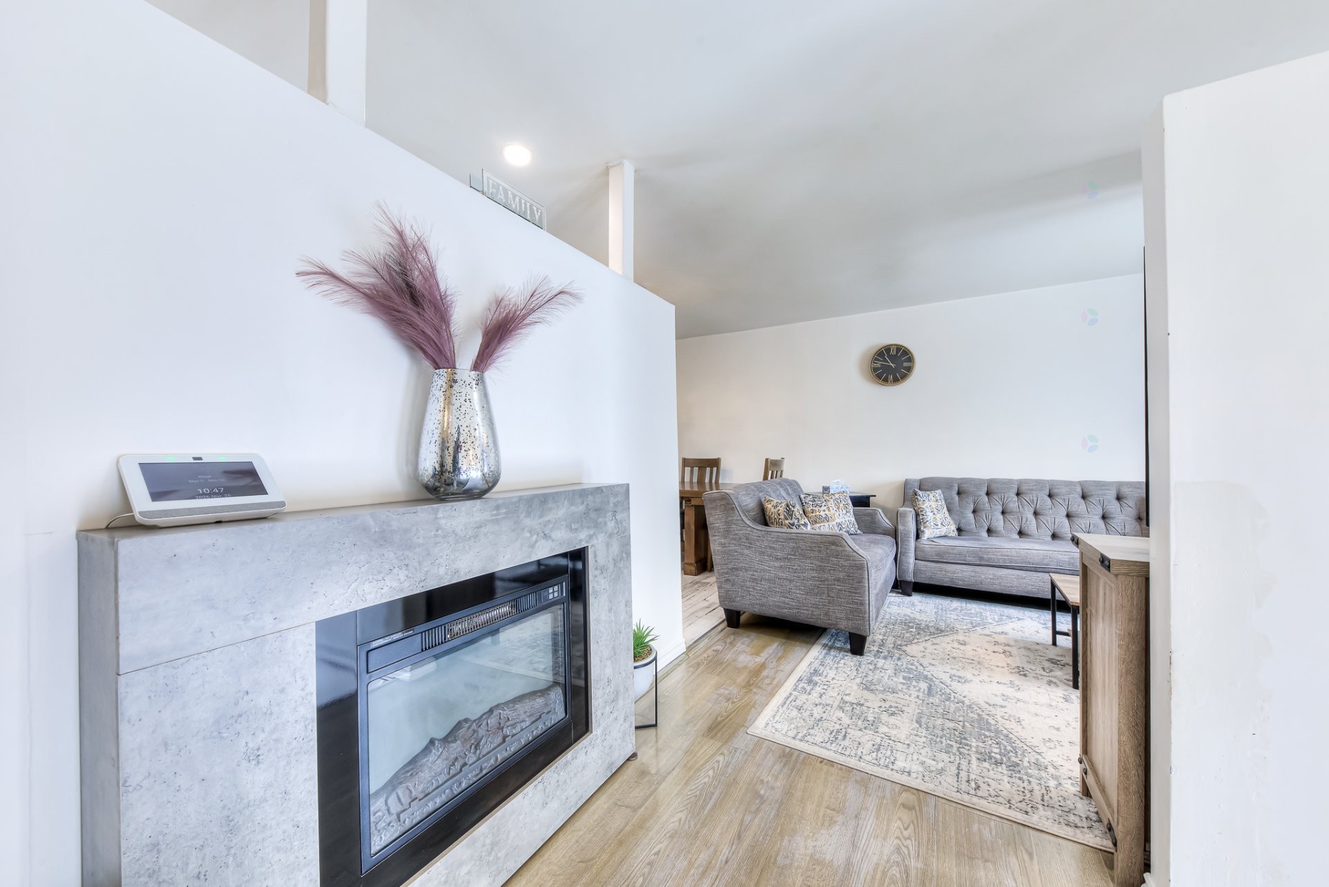 









3775


Rue Sullivan

,
Longueuil (Saint-Hubert),




QC
J3Y6L8

