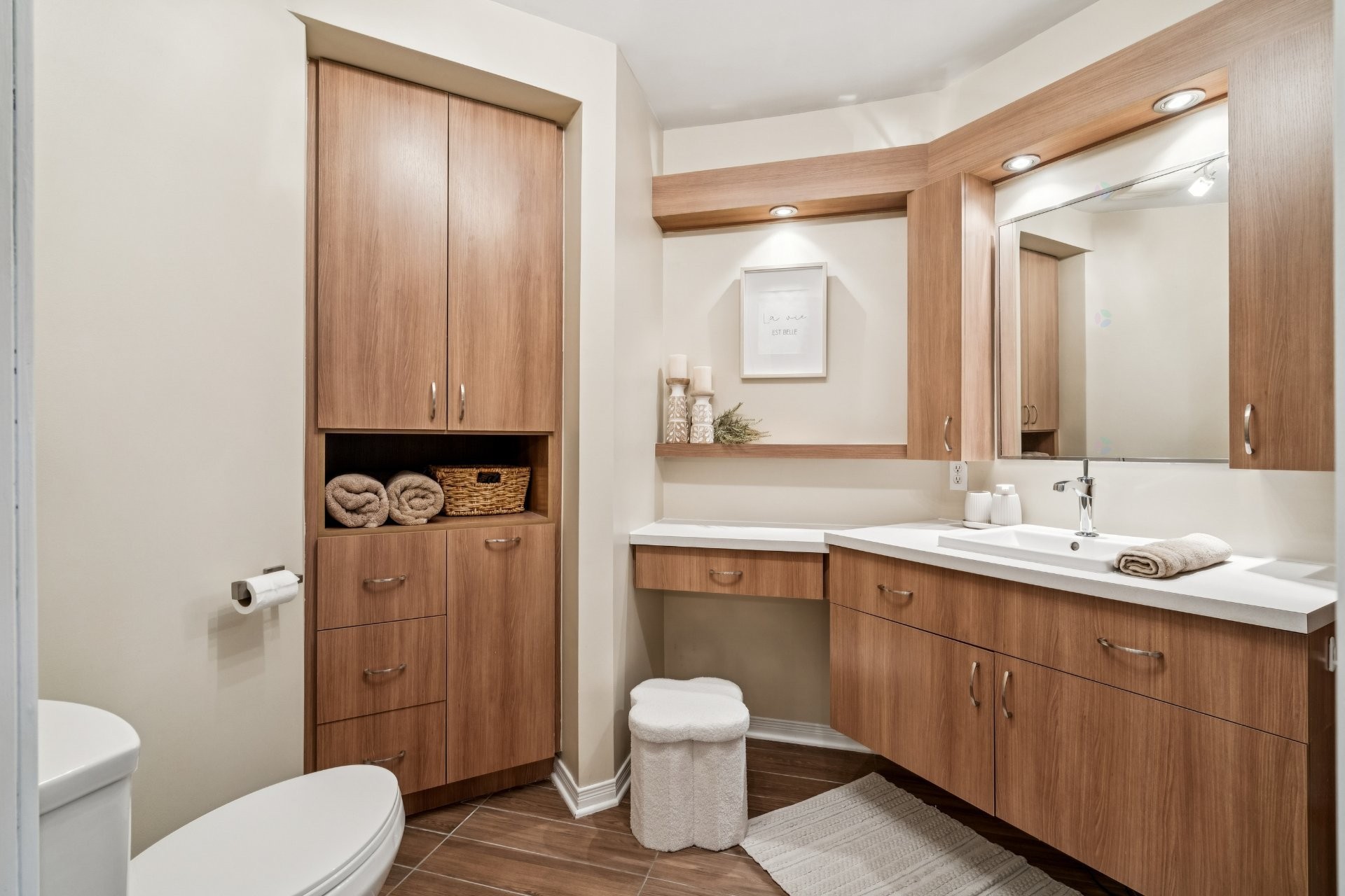 









992


Rue Notre-Dame

, 103,
Repentigny (Repentigny),




QC
J5Y3Y6

