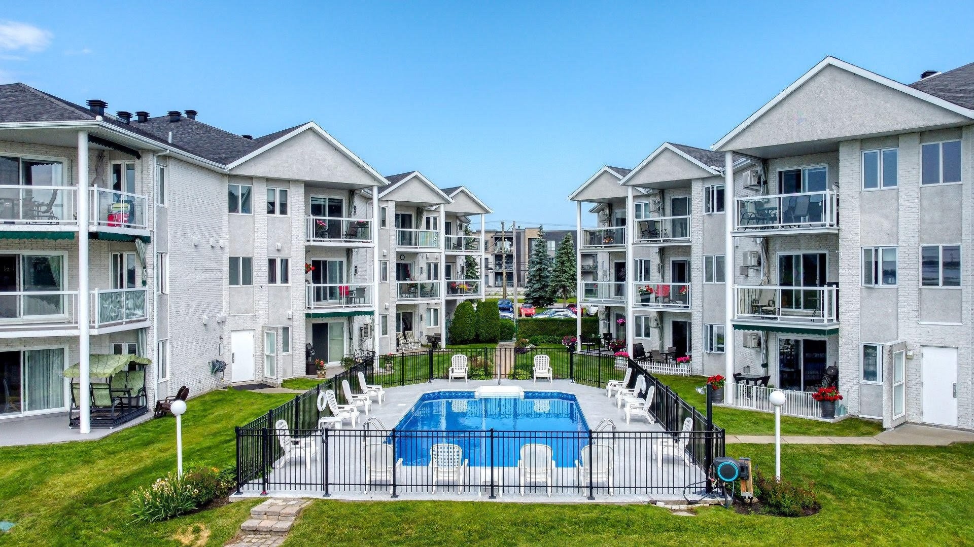 









992


Rue Notre-Dame

, 103,
Repentigny (Repentigny),




QC
J5Y3Y6

