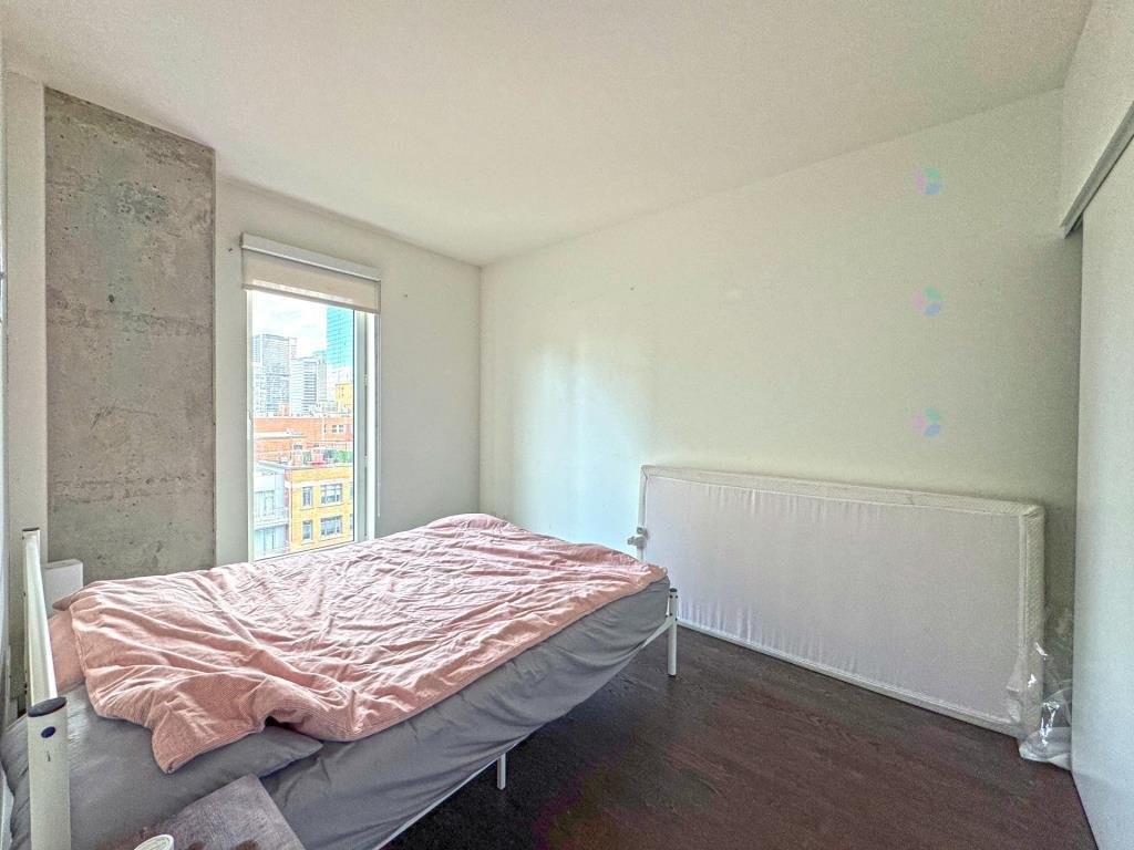 









350


Boul. De Maisonneuve O.

, 1702,
Montréal (Ville-Marie),




QC
H3A0B4

