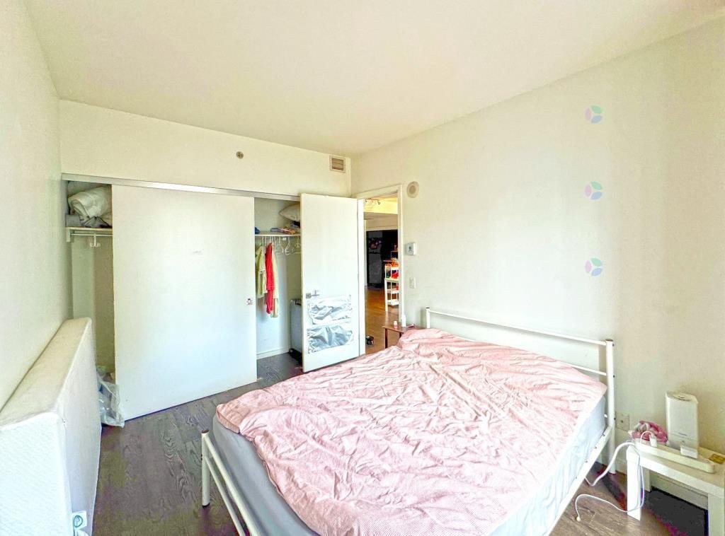 









350


Boul. De Maisonneuve O.

, 1702,
Montréal (Ville-Marie),




QC
H3A0B4

