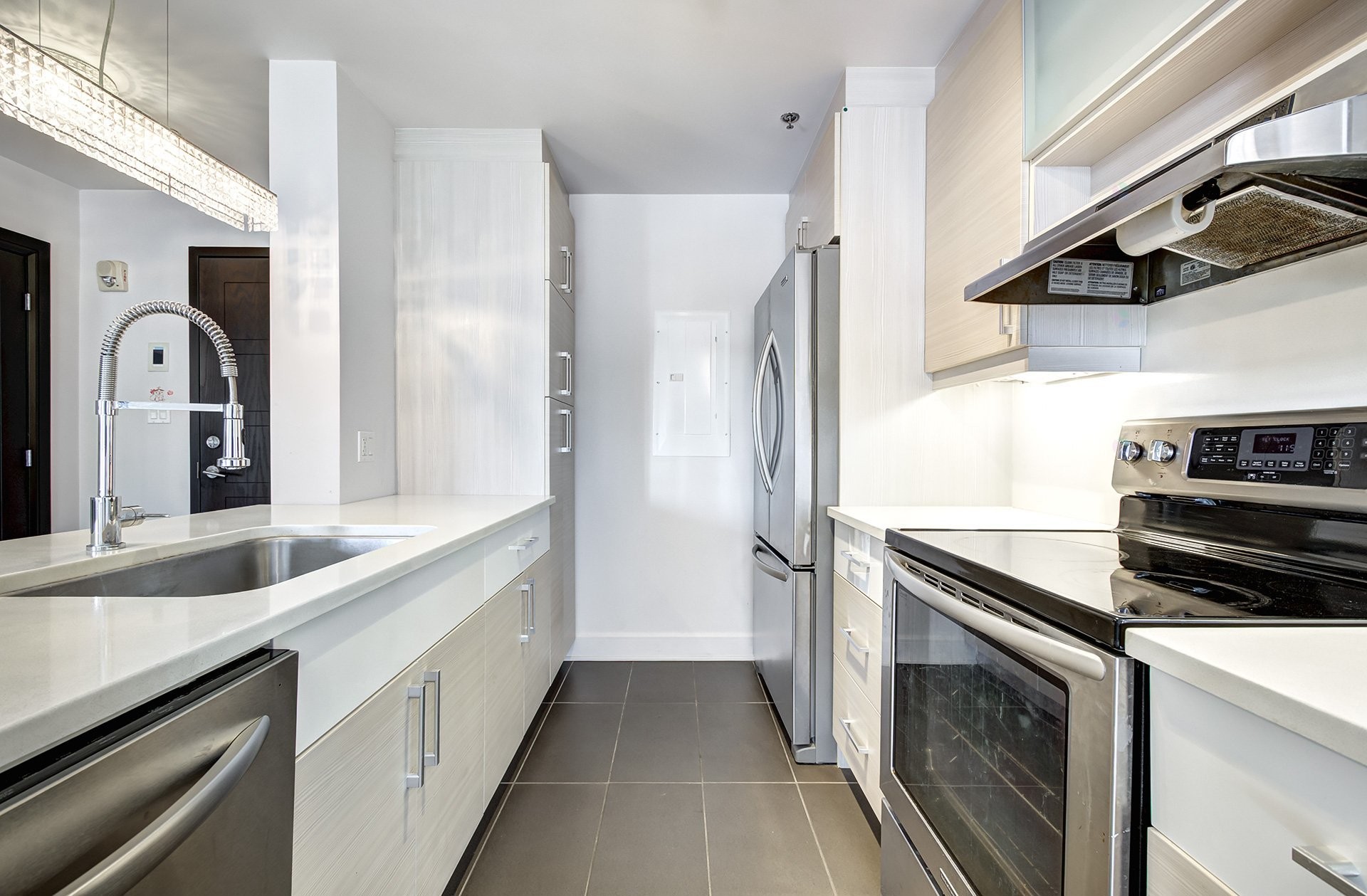 









1800


Boul. Angrignon

, 307,
Montréal (LaSalle),




QC
H8N0B8

