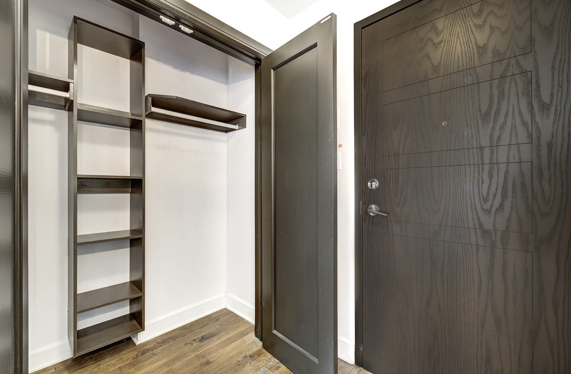 









1800


Boul. Angrignon

, 307,
Montréal (LaSalle),




QC
H8N0B8

