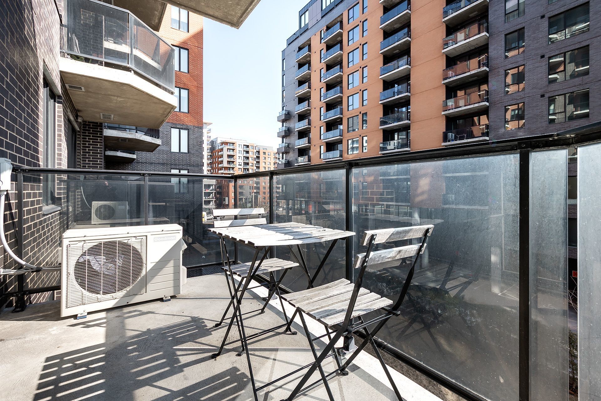 









1800


Boul. Angrignon

, 307,
Montréal (LaSalle),




QC
H8N0B8

