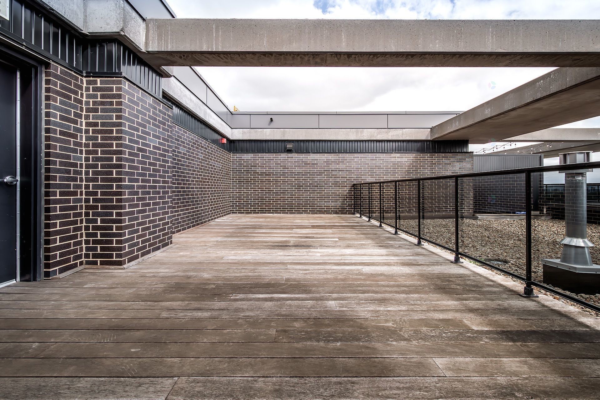 









1800


Boul. Angrignon

, 307,
Montréal (LaSalle),




QC
H8N0B8

