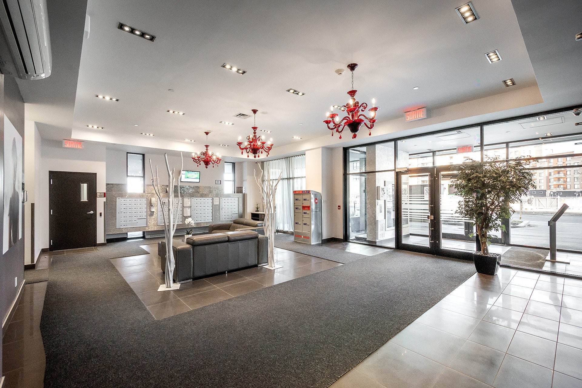 









1800


Boul. Angrignon

, 307,
Montréal (LaSalle),




QC
H8N0B8

