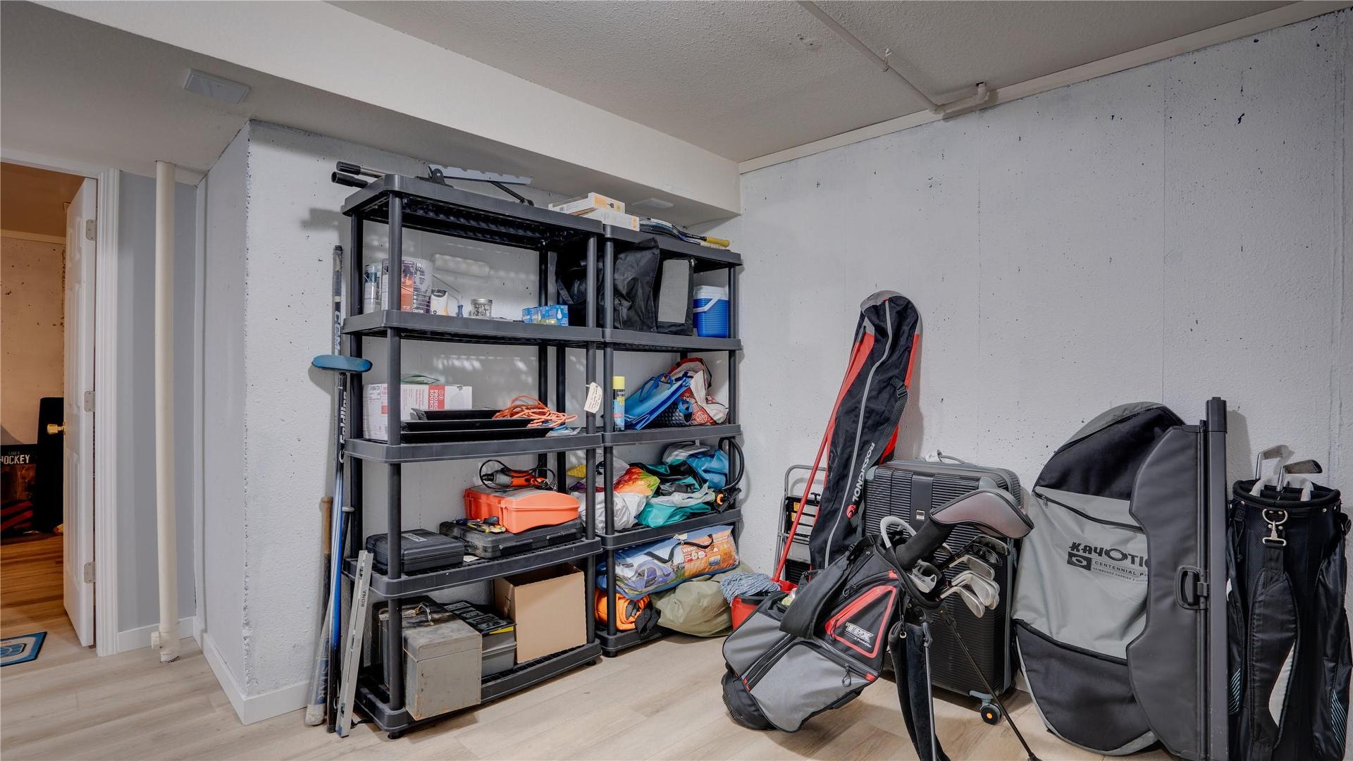 









1041


Middleton

Way, 102,
Vernon,




BC
V1B 2N3

