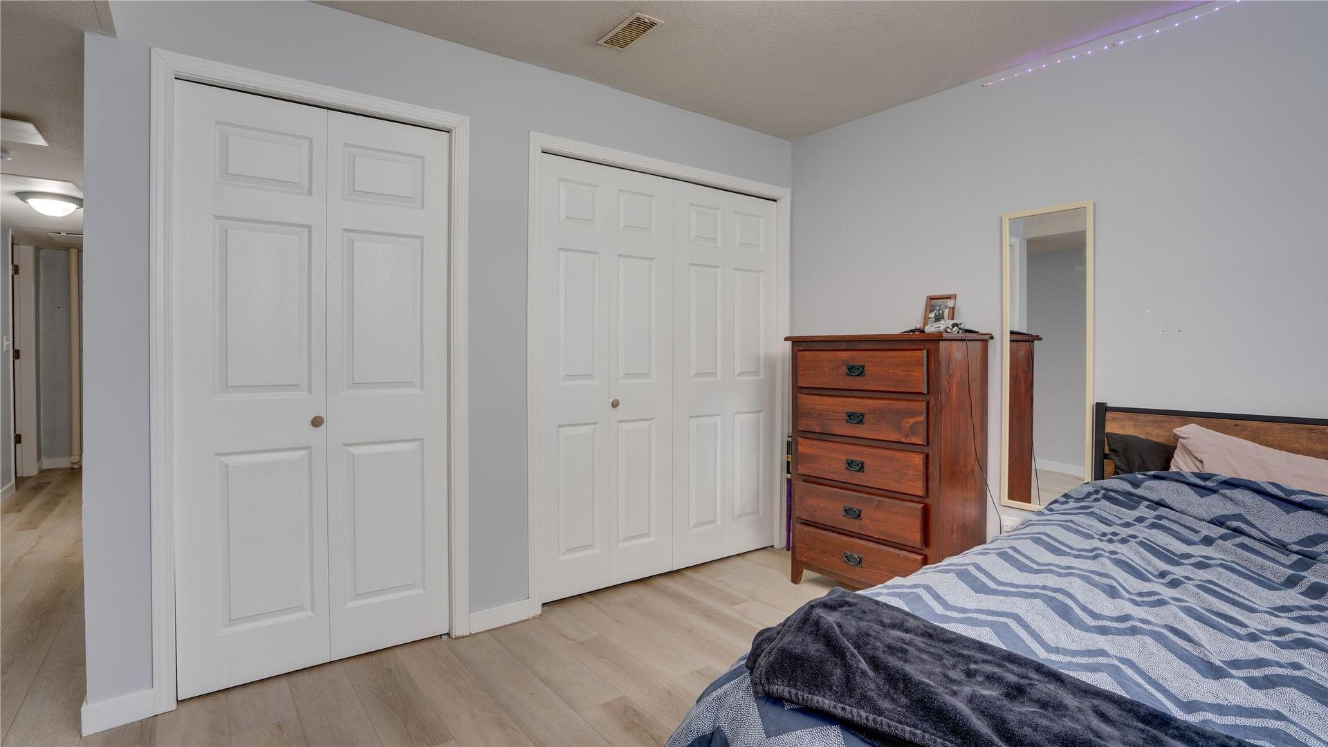 









1041


Middleton

Way, 102,
Vernon,




BC
V1B 2N3

