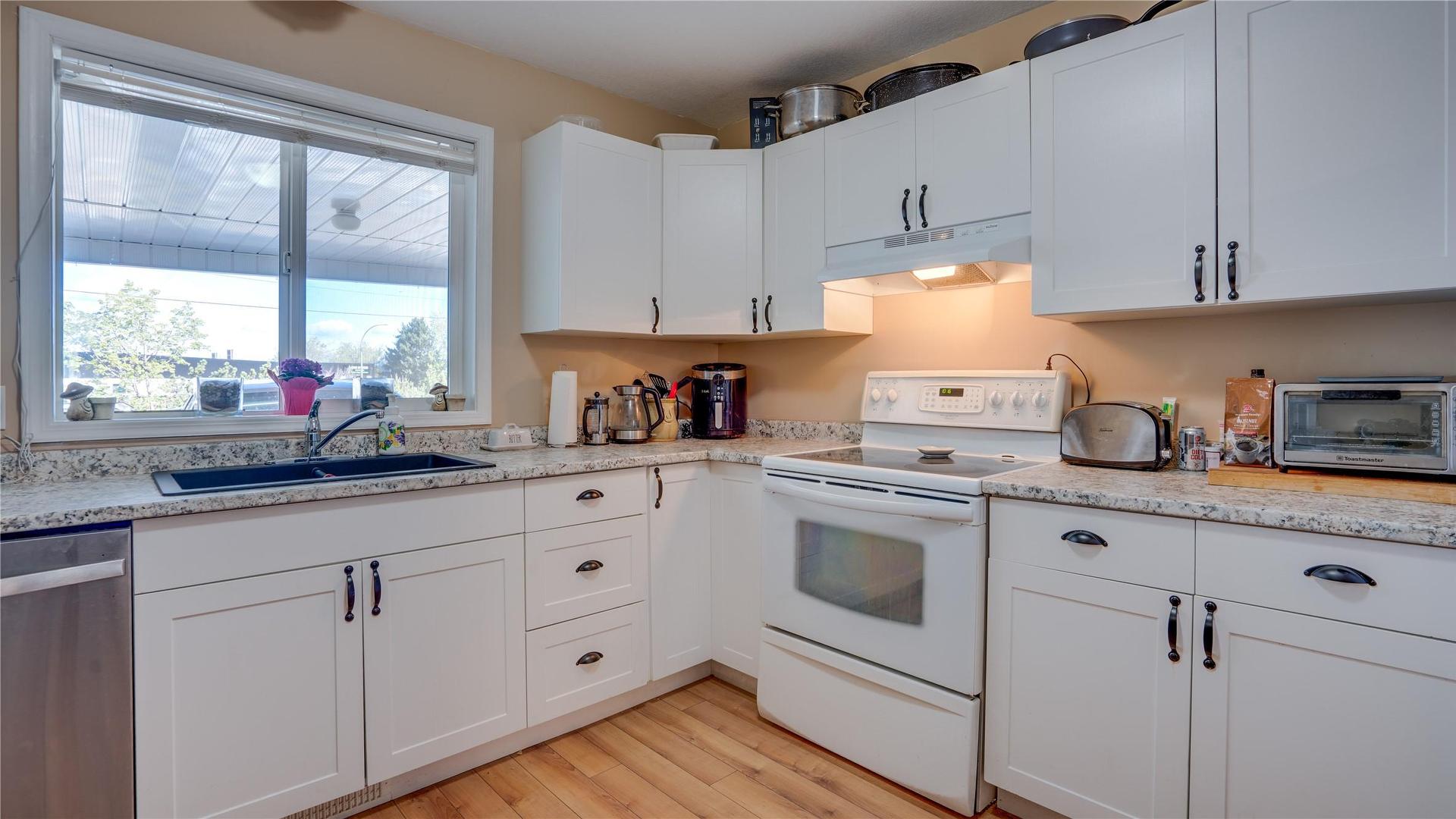 









1041


Middleton

Way, 102,
Vernon,




BC
V1B 2N3

