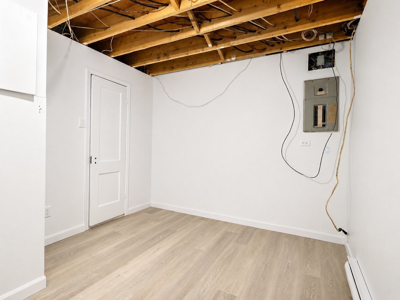 









1181


Rue Adélard

,
Magog,




QC
J1X3S1

