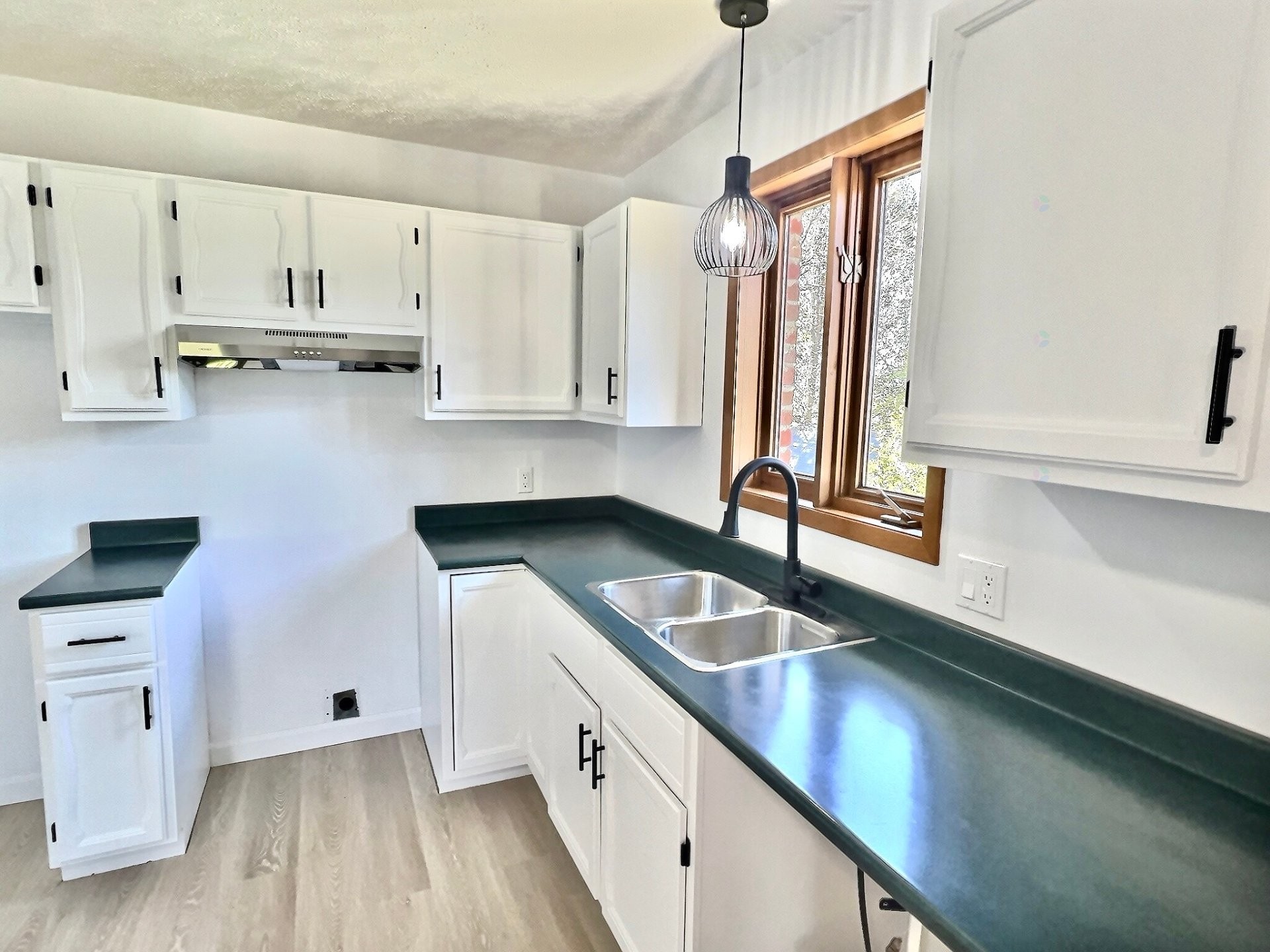 









1181


Rue Adélard

,
Magog,




QC
J1X3S1


