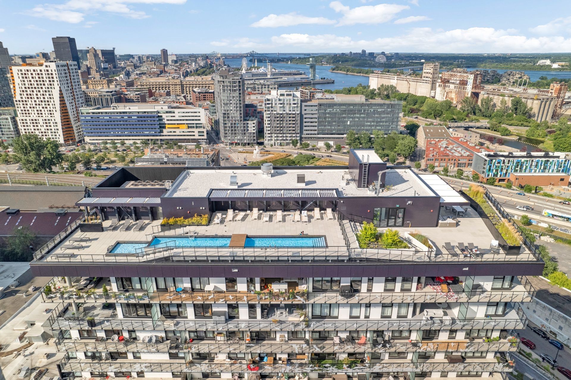 









101


Rue Peel

, 1559,
Montréal (Le Sud-Ouest),




QC
H3C0Y1

