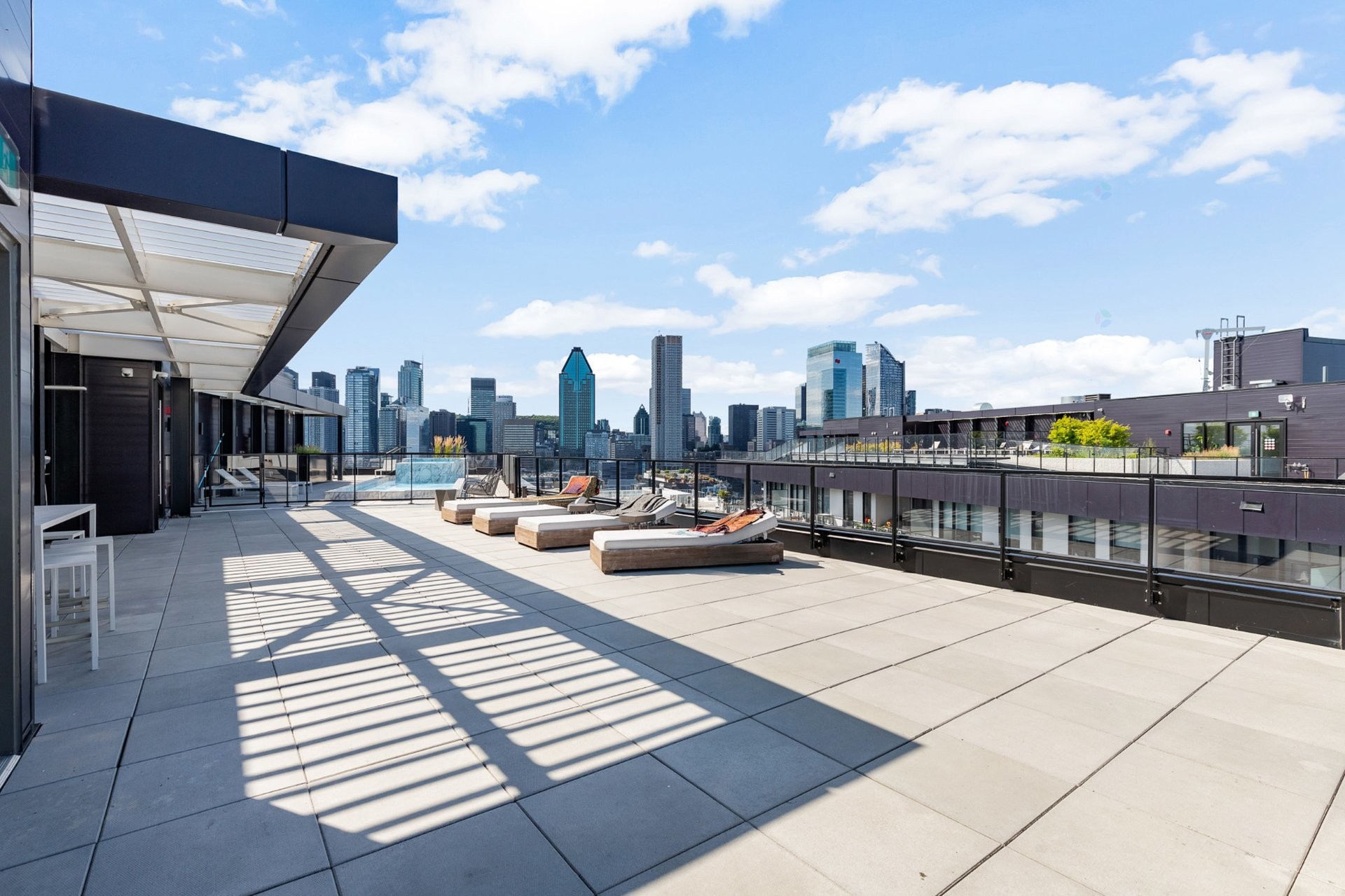 









101


Rue Peel

, 1559,
Montréal (Le Sud-Ouest),




QC
H3C0Y1

