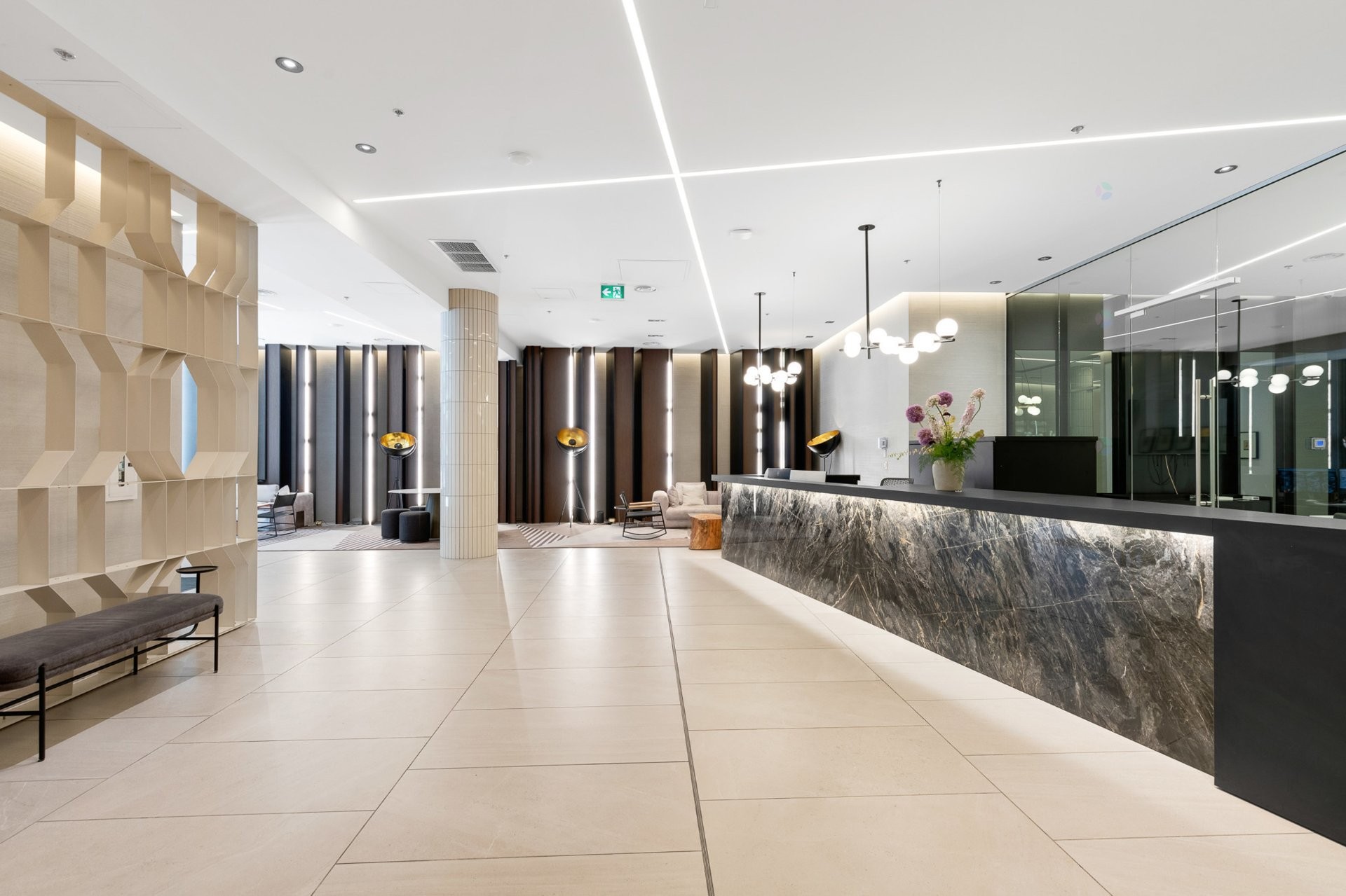 









101


Rue Peel

, 1559,
Montréal (Le Sud-Ouest),




QC
H3C0Y1

