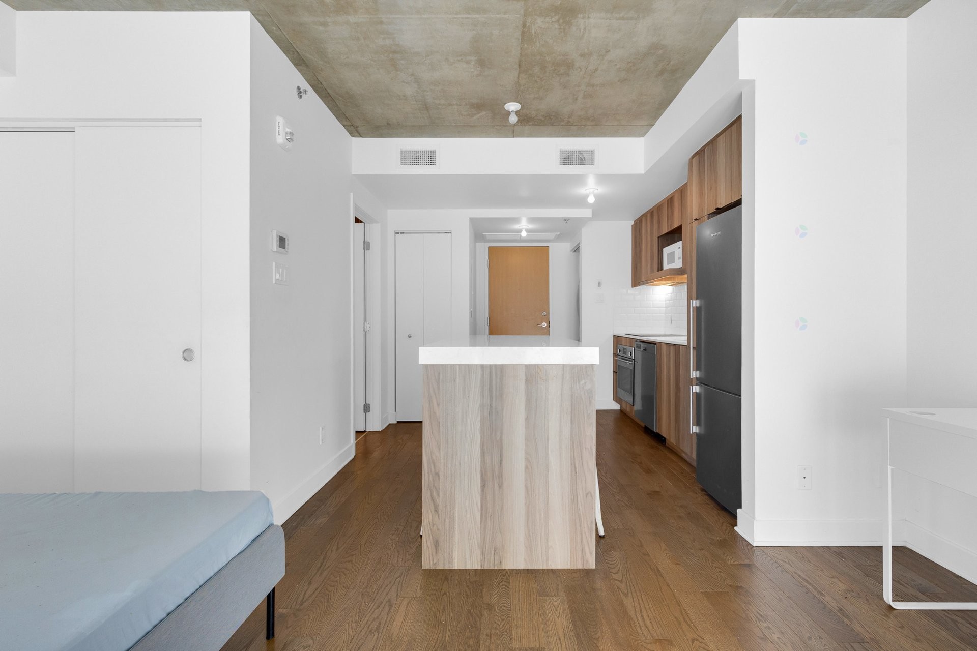 









101


Rue Peel

, 1559,
Montréal (Le Sud-Ouest),




QC
H3C0Y1

