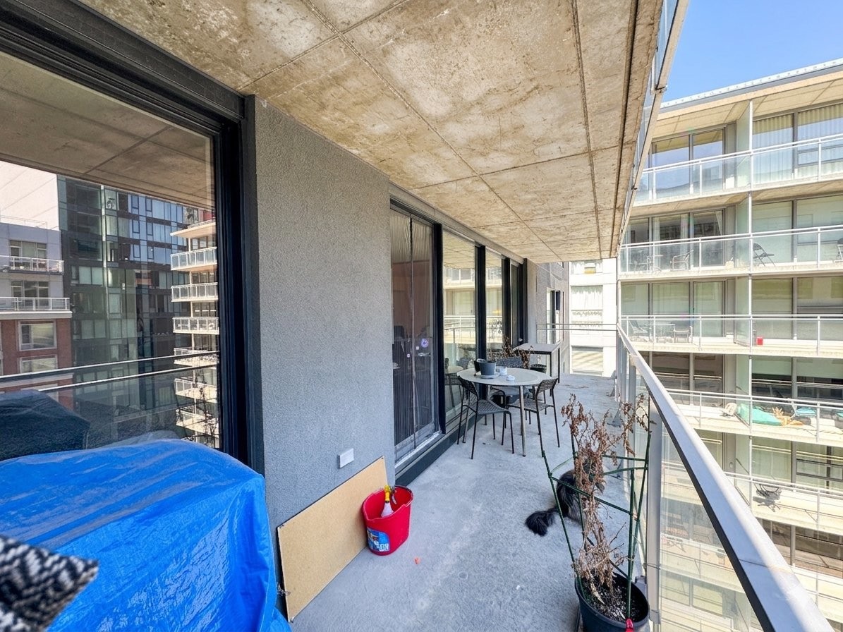 









350


Boul. De Maisonneuve O.

, 1102,
Montréal (Ville-Marie),




QC
H3A0B4

