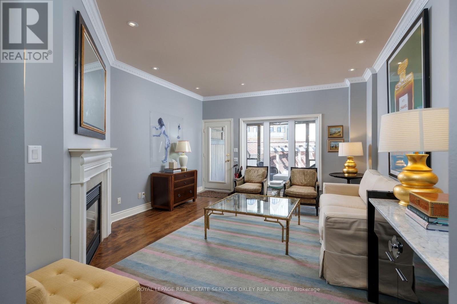












184 BEDFORD ROAD

,
Toronto,




Ontario
M5R2K9

