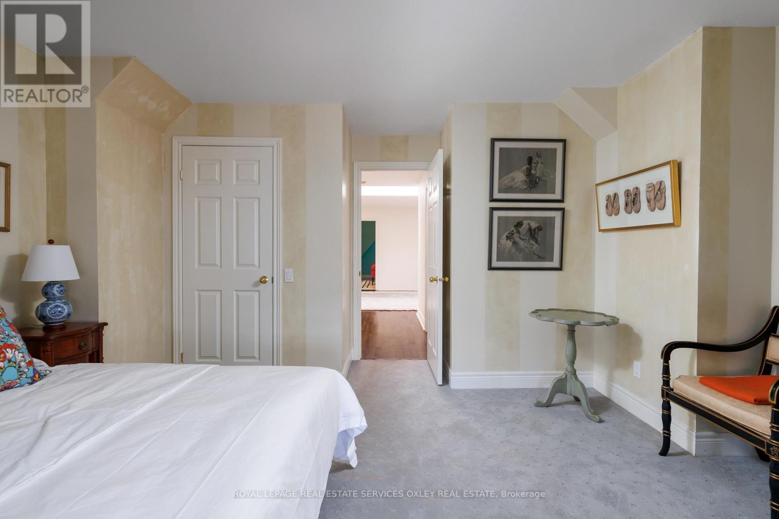 












184 BEDFORD ROAD

,
Toronto,




Ontario
M5R2K9

