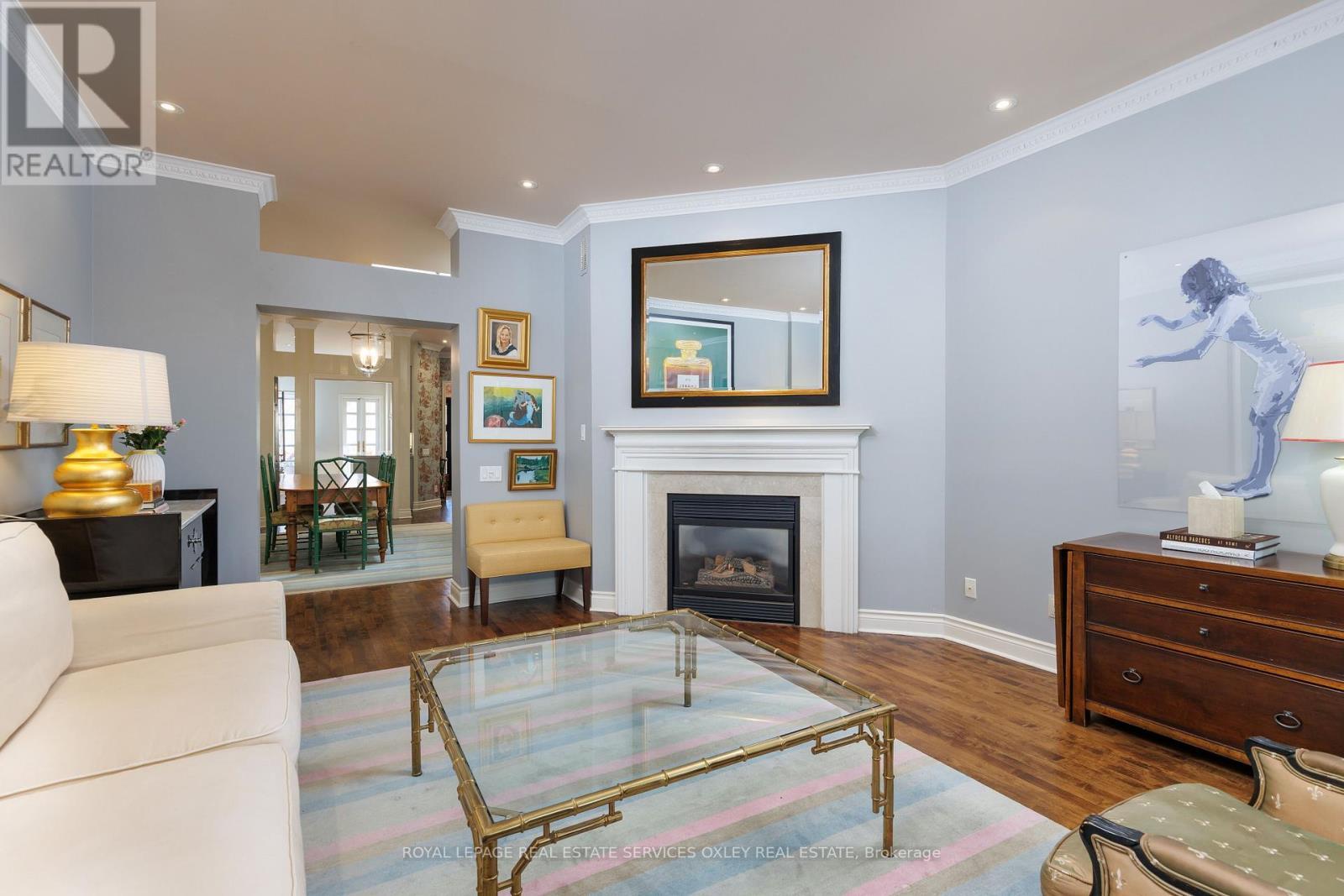 












184 BEDFORD ROAD

,
Toronto,




Ontario
M5R2K9

