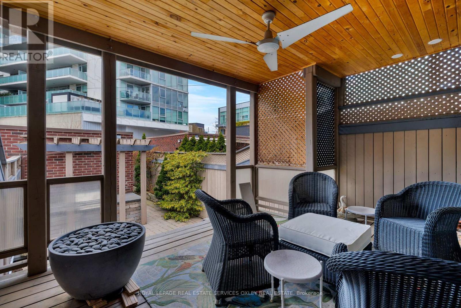 












184 BEDFORD ROAD

,
Toronto,




Ontario
M5R2K9

