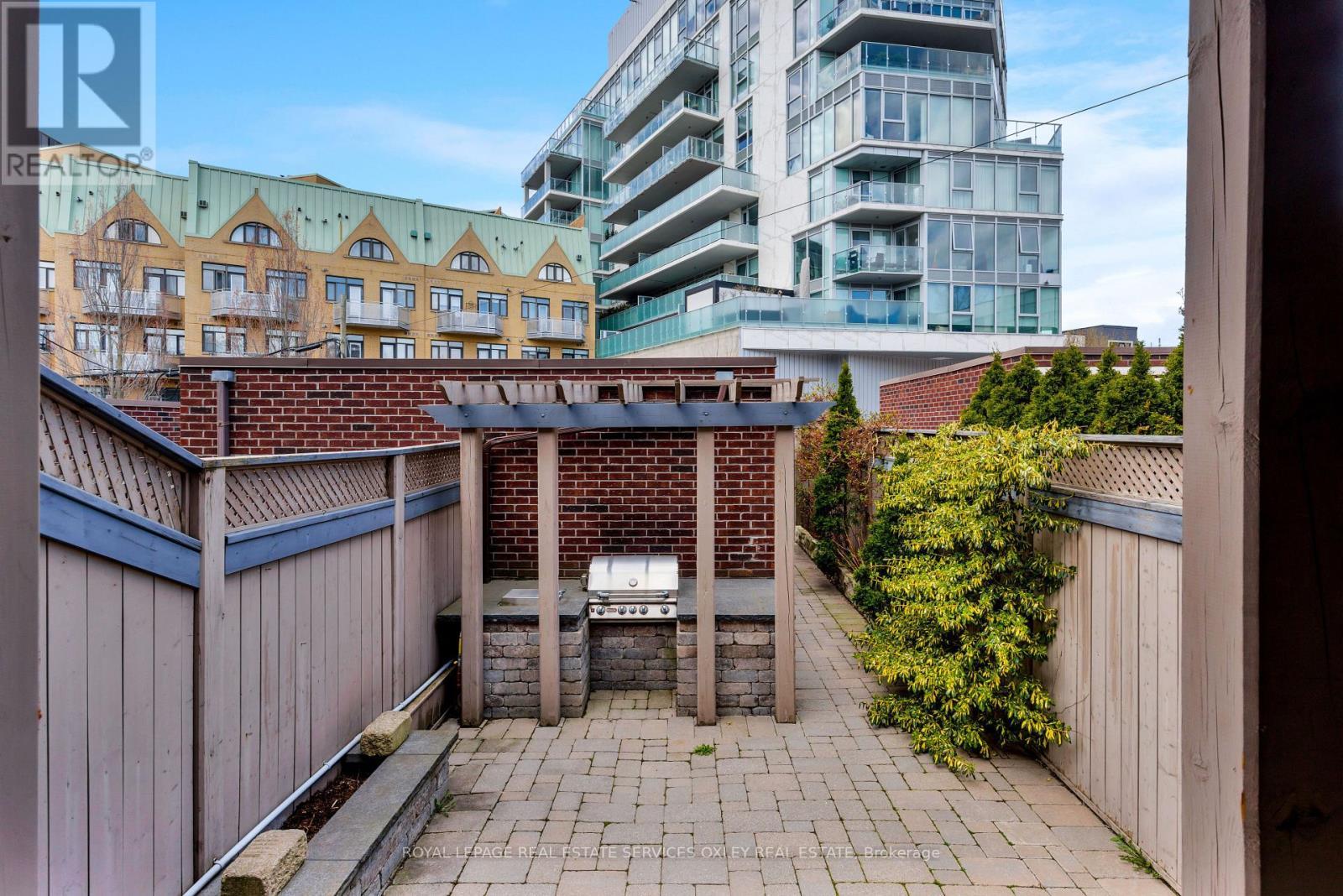 












184 BEDFORD ROAD

,
Toronto,




Ontario
M5R2K9

