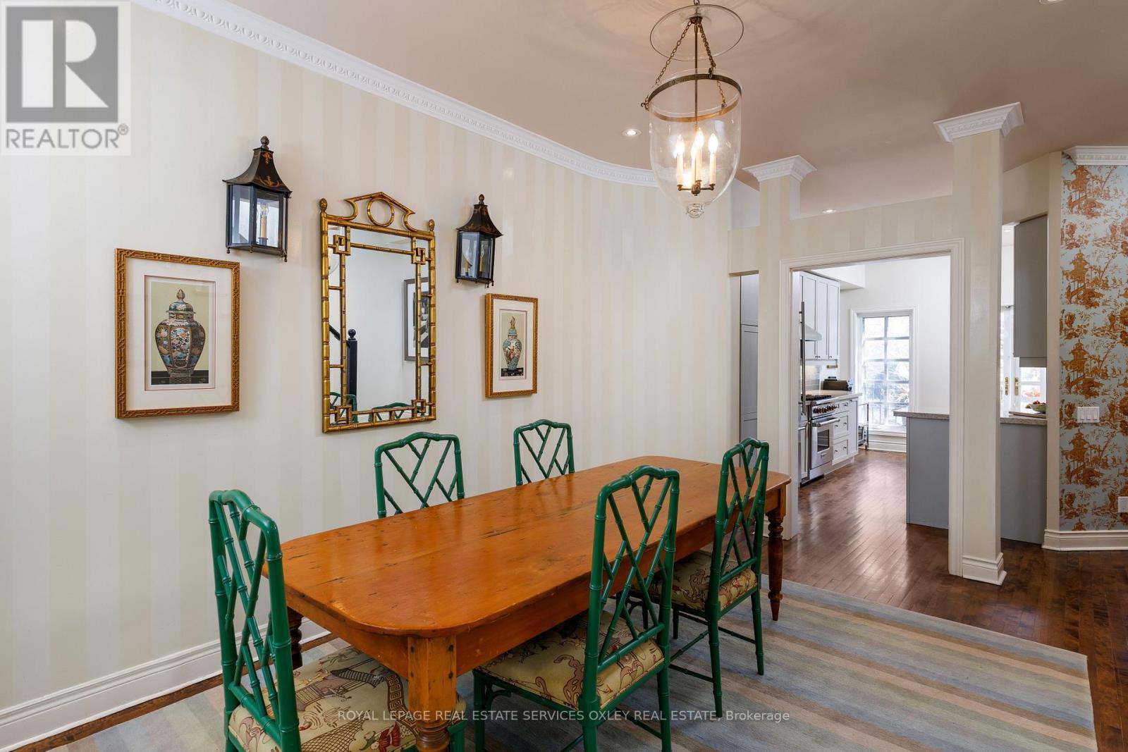 












184 BEDFORD ROAD

,
Toronto,




Ontario
M5R2K9

