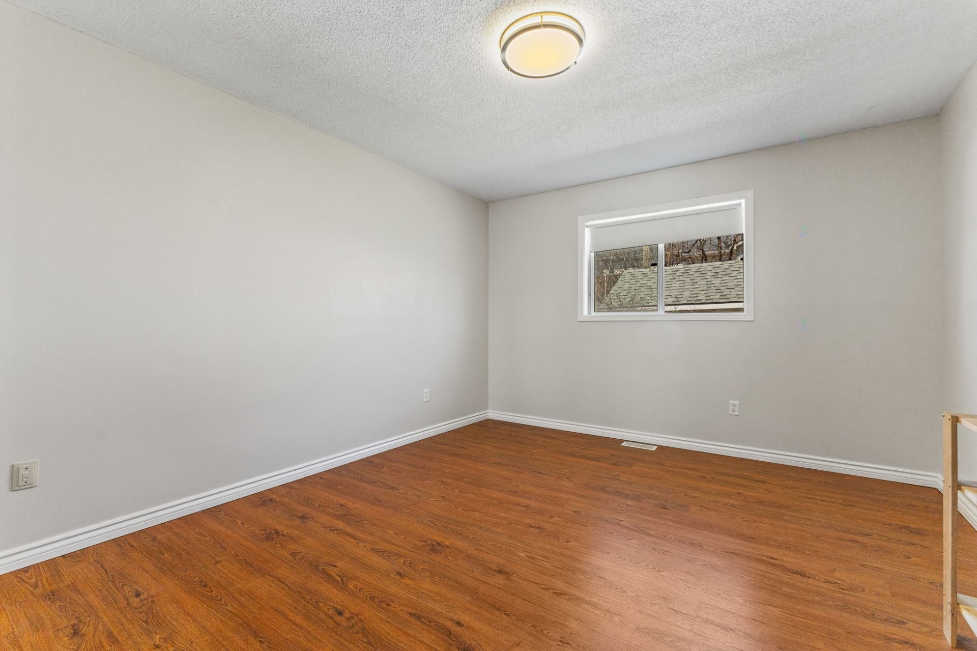 









467


Rue A.-Gibeault

,
Gatineau (Gatineau),




QC
J8R2S2

