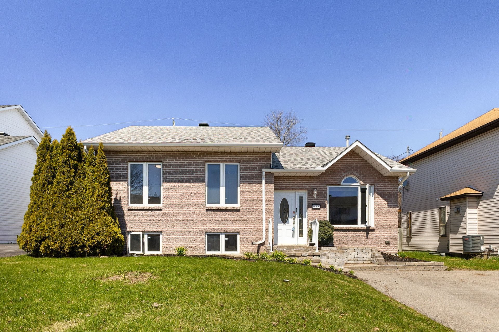 









467


Rue A.-Gibeault

,
Gatineau (Gatineau),




QC
J8R2S2

