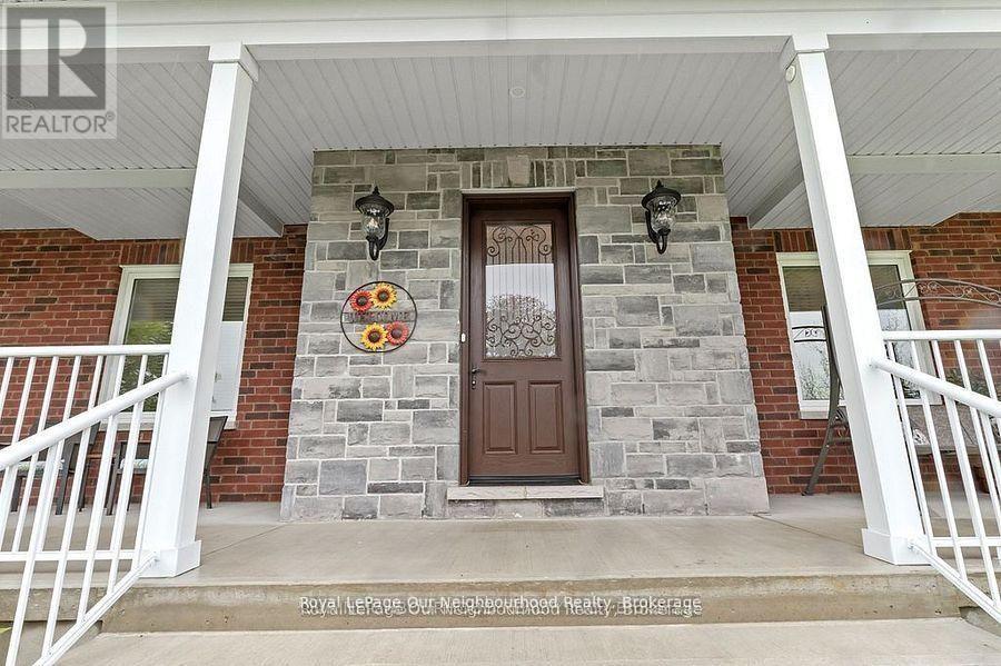 












4601 RICE LAKE DRIVE S

,
Hamilton Township (Bewdley),




Ontario
L1A3V6

