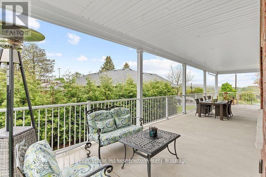 












4601 RICE LAKE DRIVE S

,
Hamilton Township (Bewdley),




Ontario
L1A3V6

