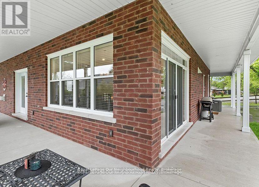 












4601 RICE LAKE DRIVE S

,
Hamilton Township (Bewdley),




Ontario
L1A3V6

