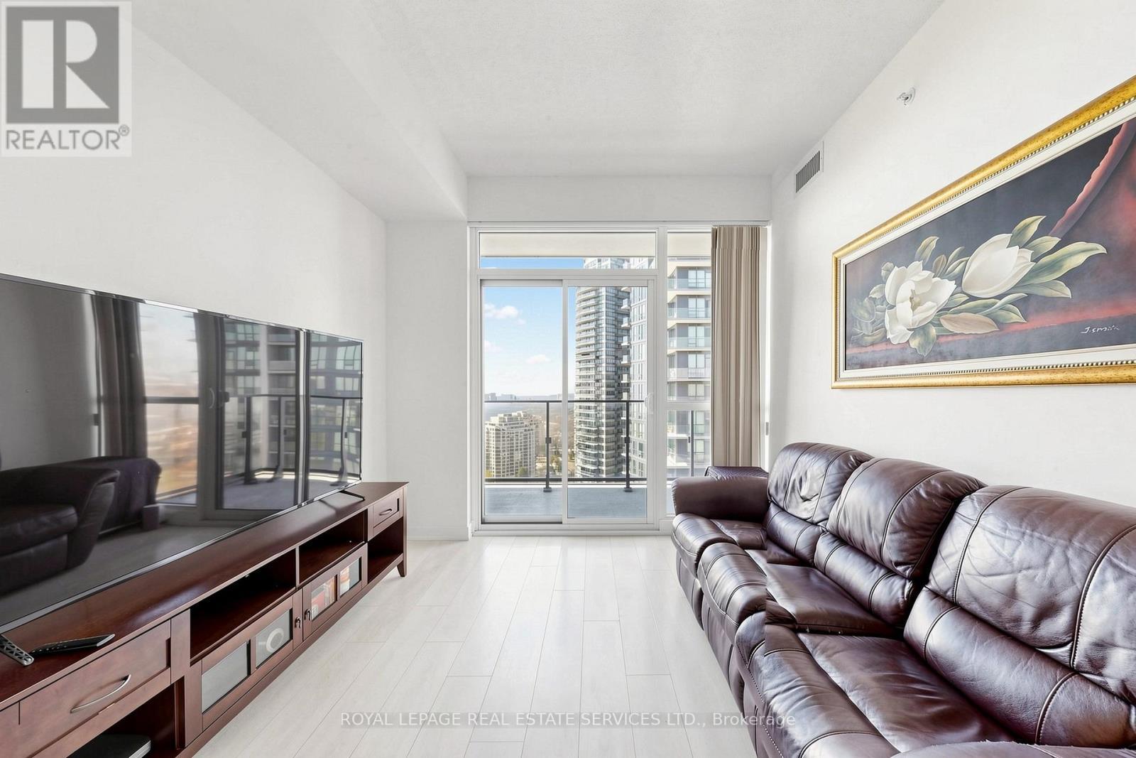 












2903 - 2200 LAKE SHORE BOULEVARD W

,
Toronto,




Ontario
M8V1A4

