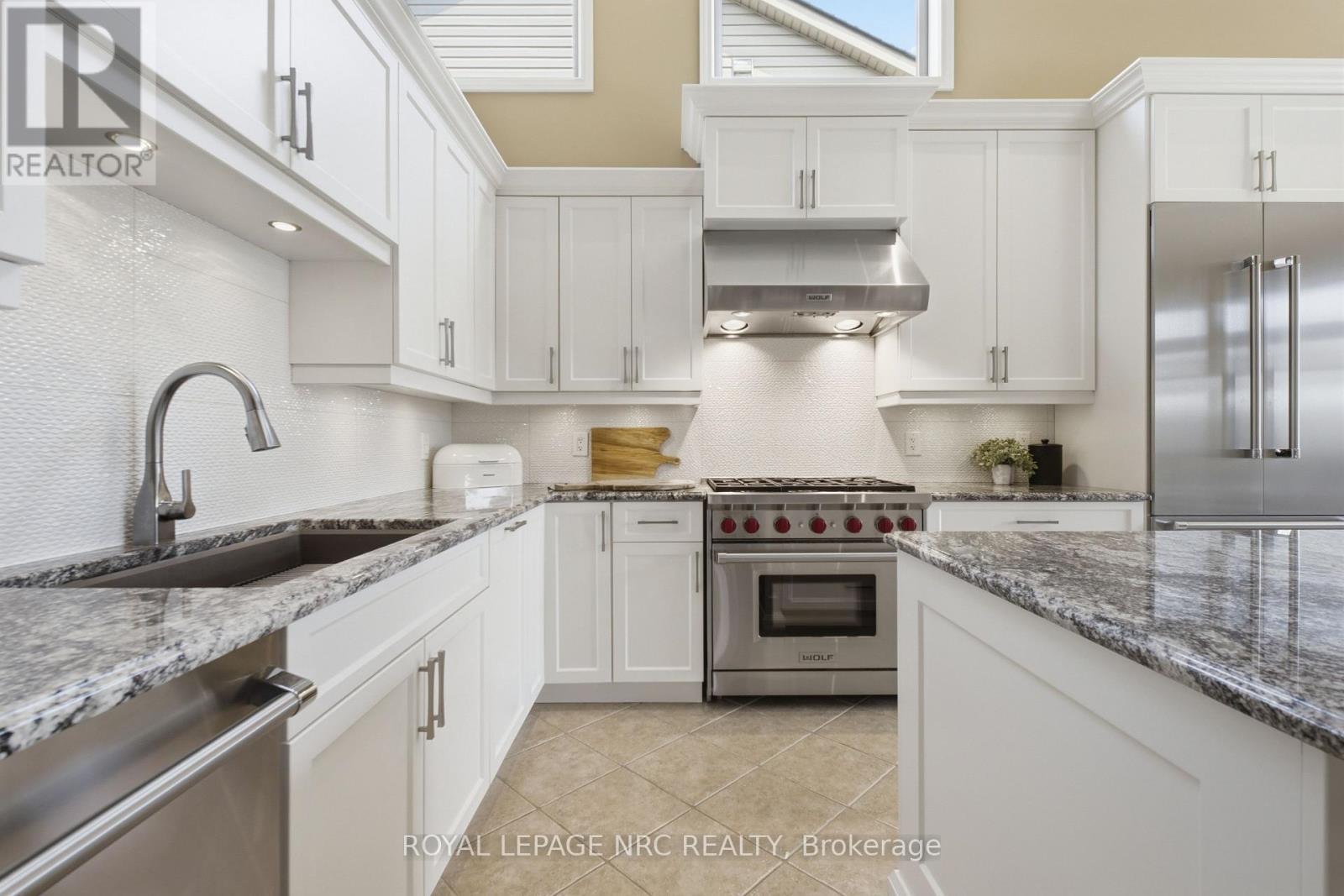 












8684 MCGARRY DRIVE

,
Niagara Falls (Forestview),




Ontario
L2H3N7

