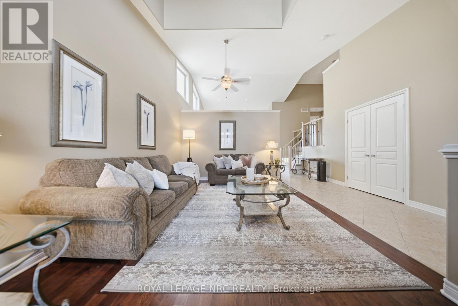 












8684 MCGARRY DRIVE

,
Niagara Falls (Forestview),




Ontario
L2H3N7


