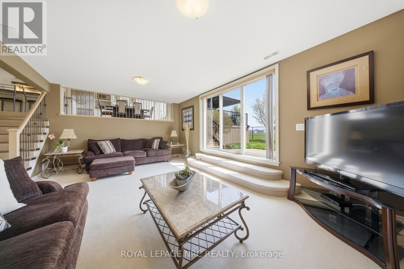












8684 MCGARRY DRIVE

,
Niagara Falls (Forestview),




Ontario
L2H3N7

