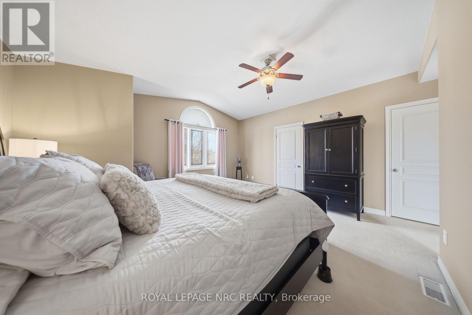 












8684 MCGARRY DRIVE

,
Niagara Falls (Forestview),




Ontario
L2H3N7

