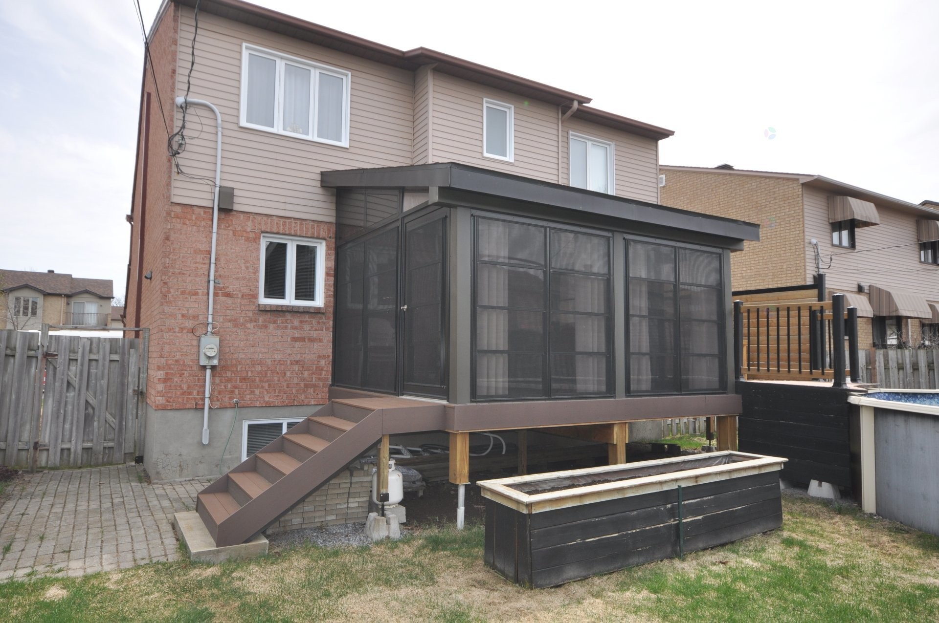 









3344


Rue Pierre-Thomas-Hurteau

,
Longueuil (Saint-Hubert),




QC
J3Y8P3

