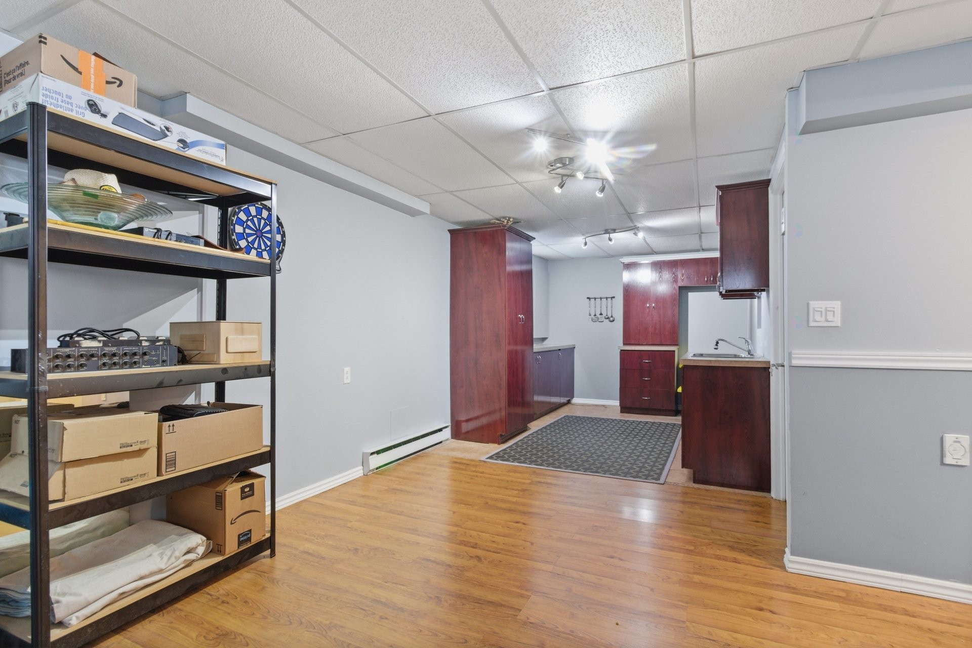 









3344


Rue Pierre-Thomas-Hurteau

,
Longueuil (Saint-Hubert),




QC
J3Y8P3

