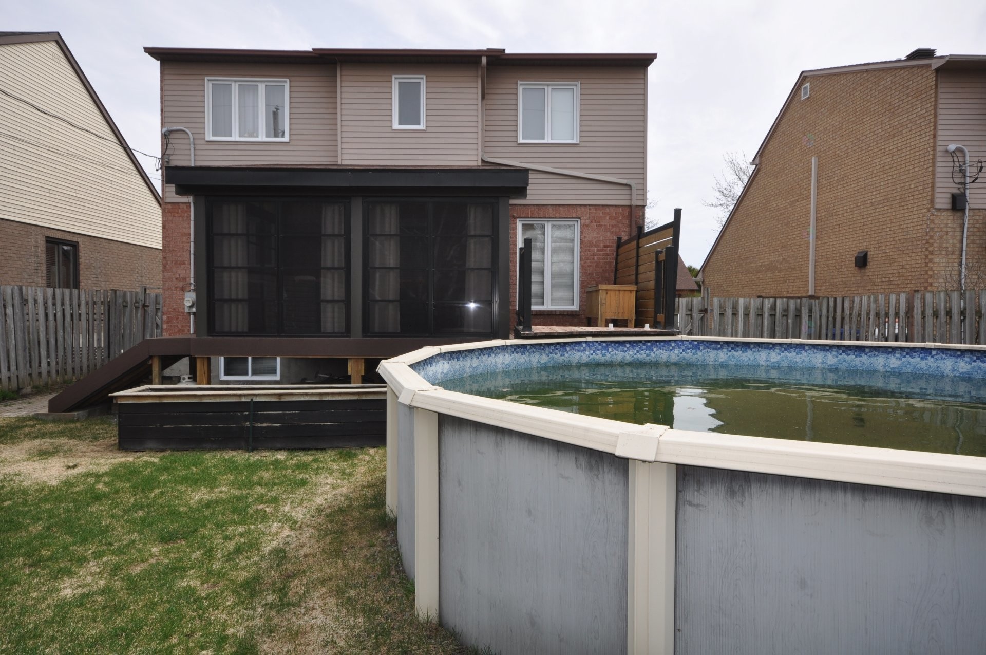 









3344


Rue Pierre-Thomas-Hurteau

,
Longueuil (Saint-Hubert),




QC
J3Y8P3

