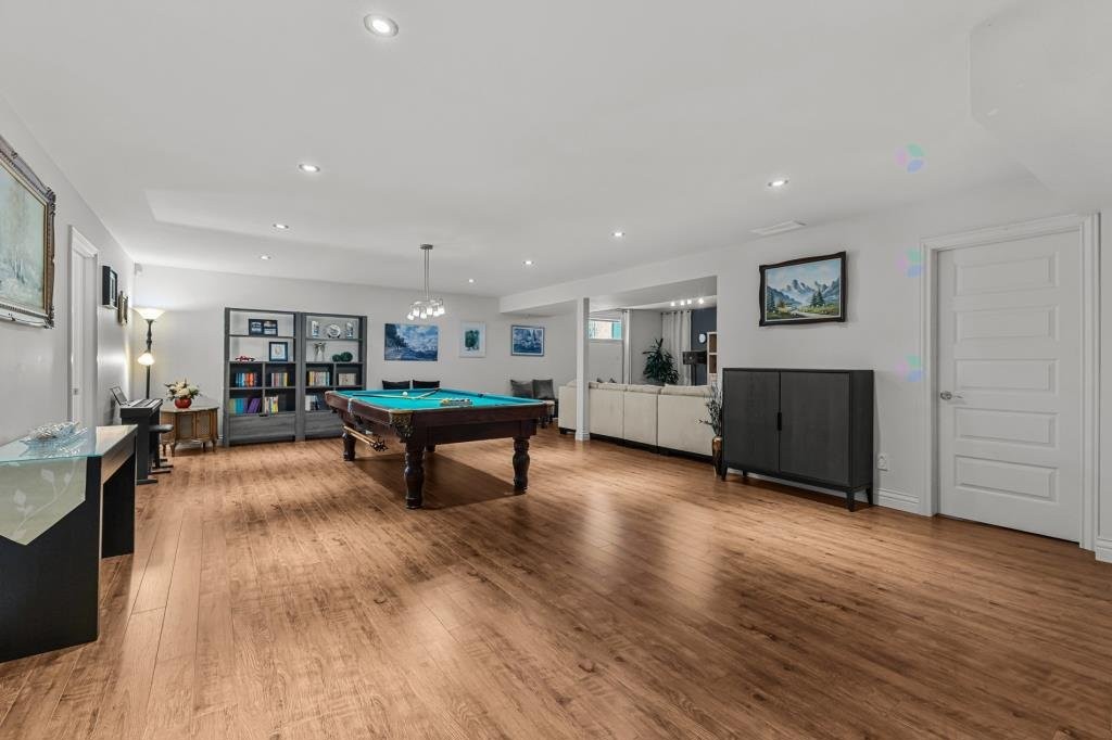 









2093


Rue Colbert

,
Saint-Bruno-de-Montarville,




QC
J3V4Y1

