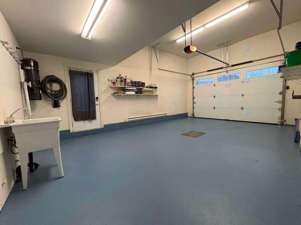 









2093


Rue Colbert

,
Saint-Bruno-de-Montarville,




QC
J3V4Y1

