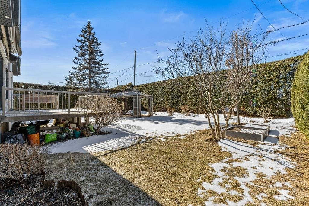 









2093


Rue Colbert

,
Saint-Bruno-de-Montarville,




QC
J3V4Y1

