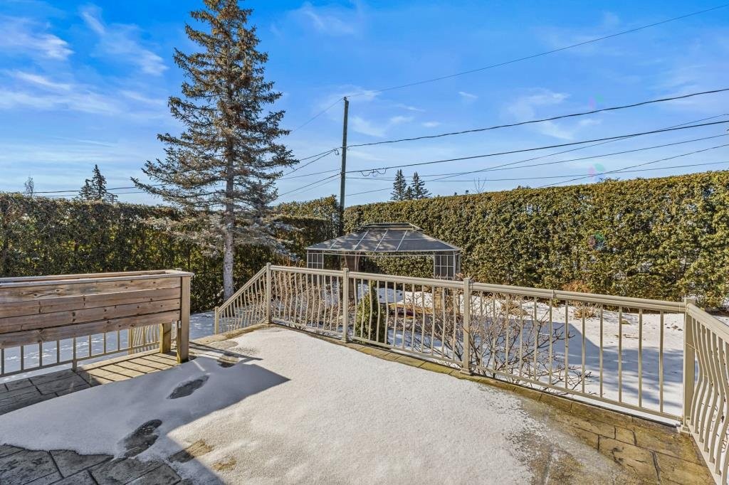 









2093


Rue Colbert

,
Saint-Bruno-de-Montarville,




QC
J3V4Y1

