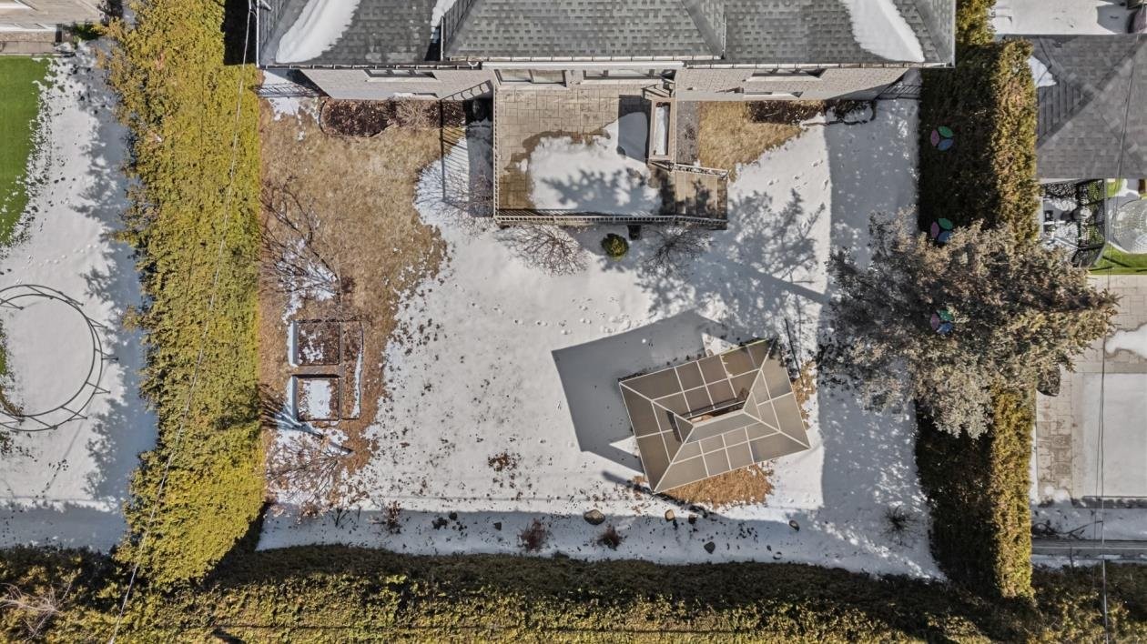 









2093


Rue Colbert

,
Saint-Bruno-de-Montarville,




QC
J3V4Y1

