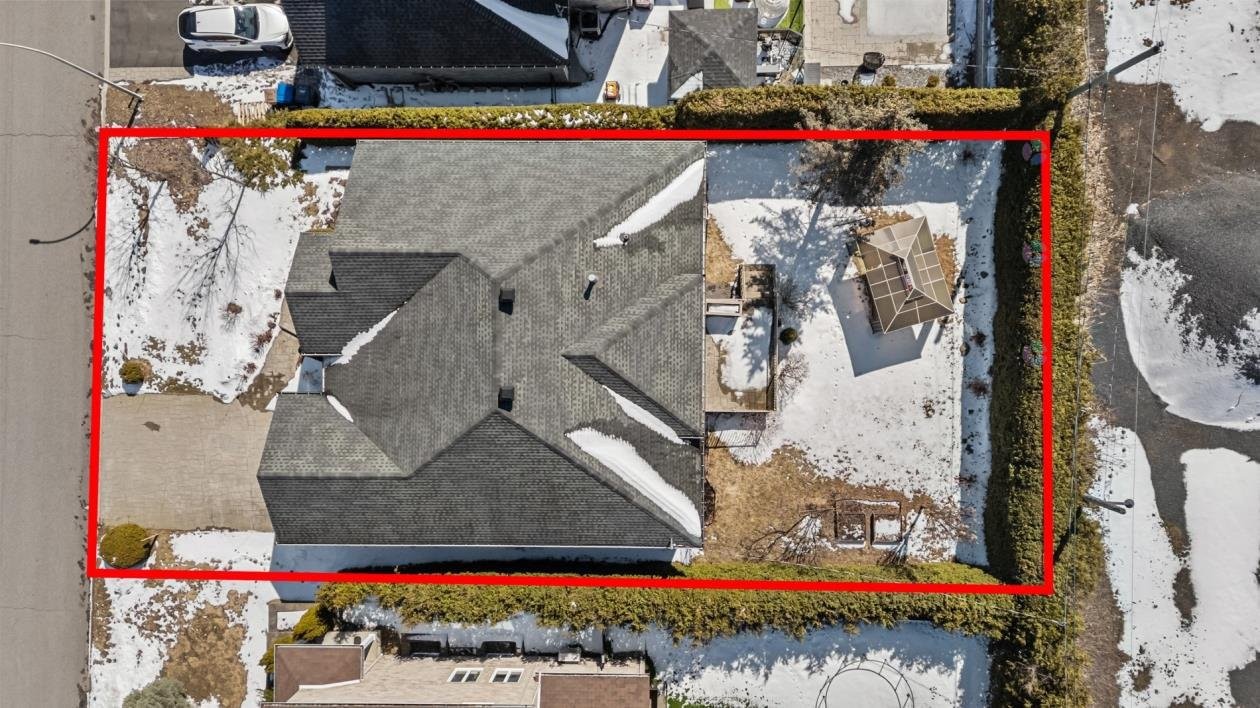 









2093


Rue Colbert

,
Saint-Bruno-de-Montarville,




QC
J3V4Y1

