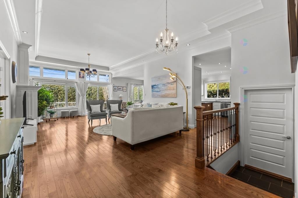 









2093


Rue Colbert

,
Saint-Bruno-de-Montarville,




QC
J3V4Y1

