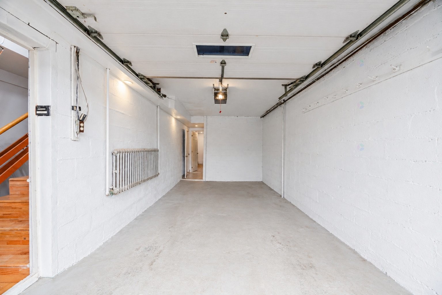 









661

 - 665


Rue Fleury O.

,
Montréal (Ahuntsic-Cartierville),




QC
H3L1W5

