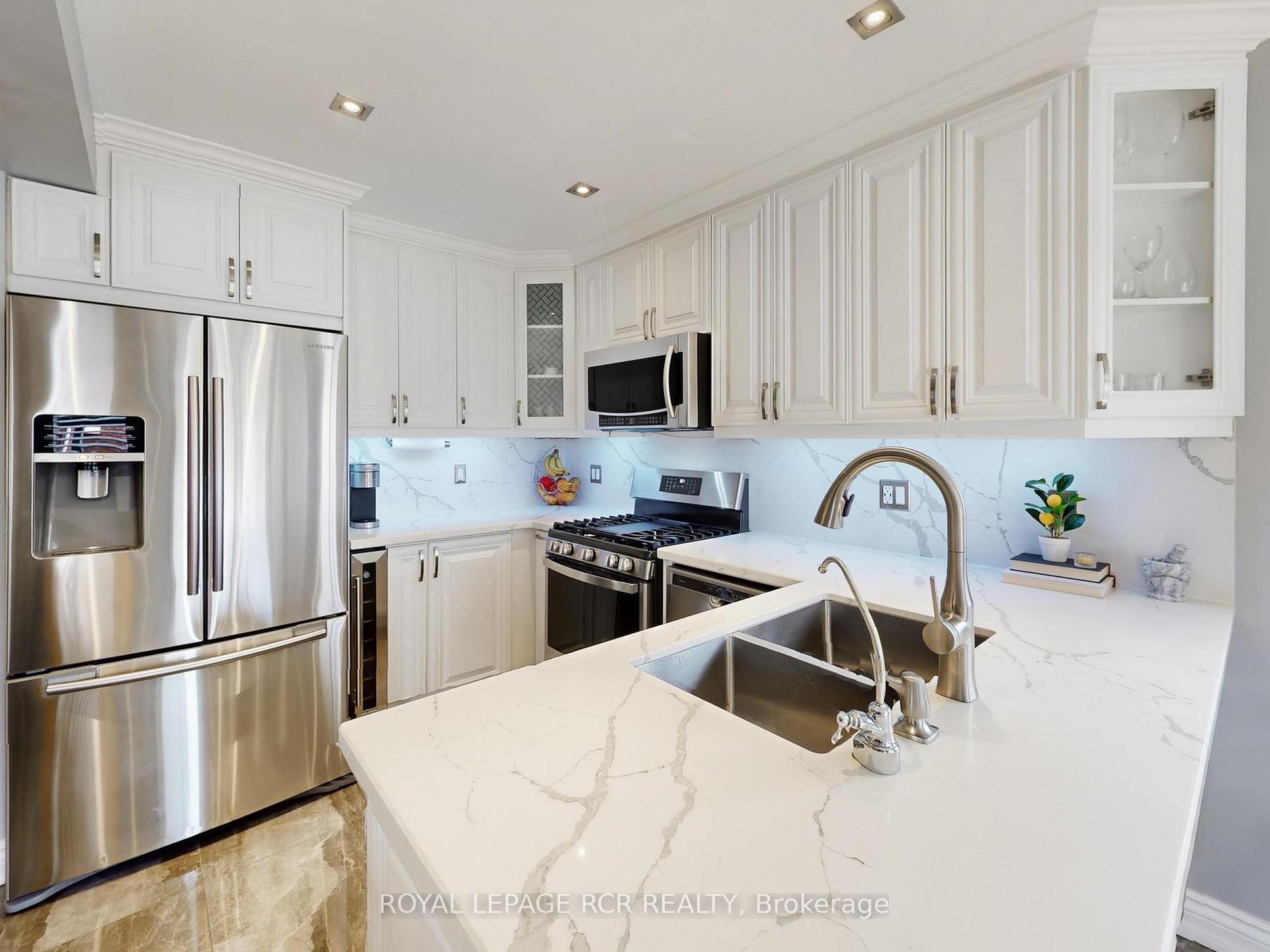 









28


Wakely

Boulevard,
Caledon,




ON
L7E 2G9

