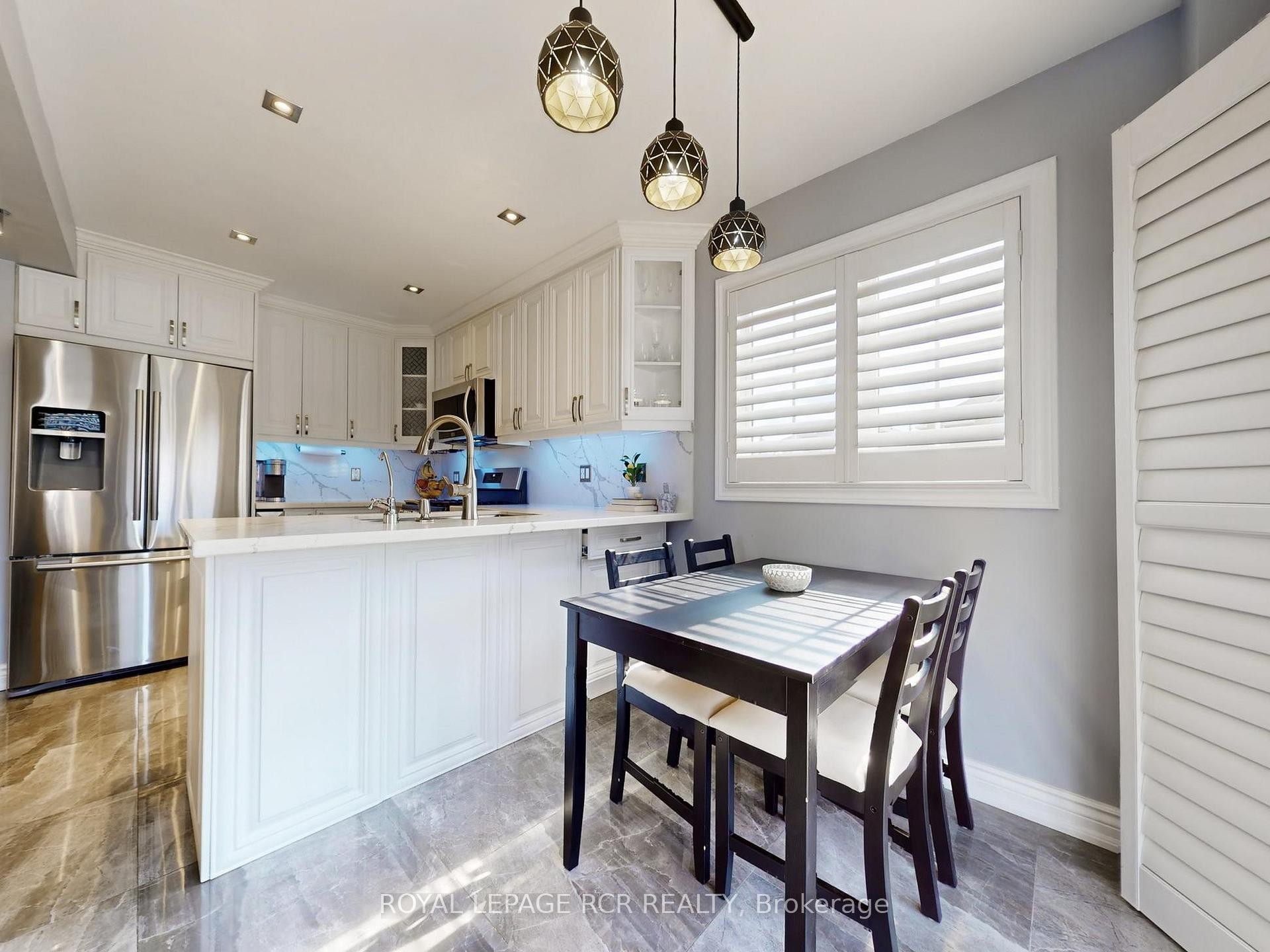 









28


Wakely

Boulevard,
Caledon,




ON
L7E 2G9

