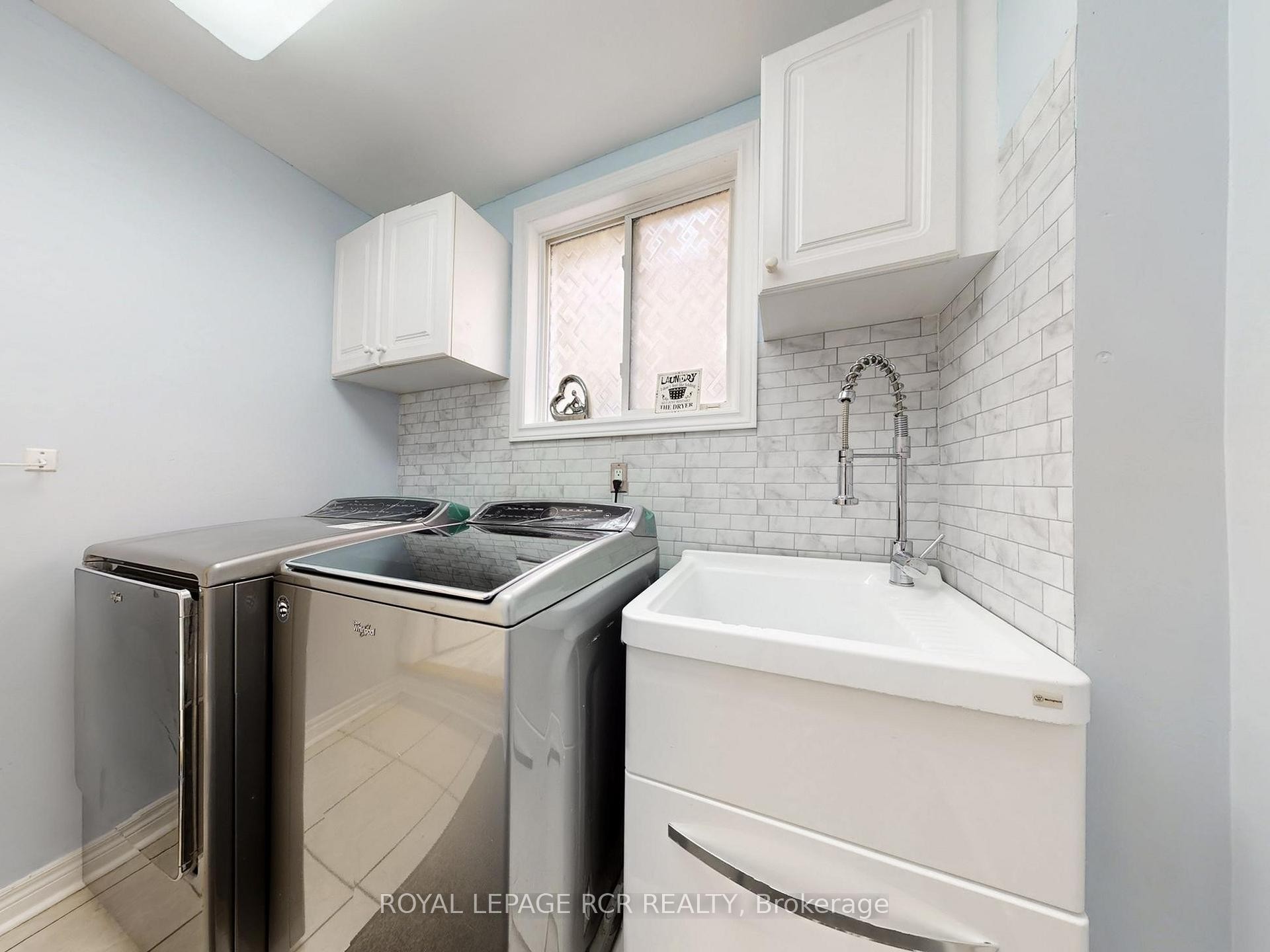 









28


Wakely

Boulevard,
Caledon,




ON
L7E 2G9

